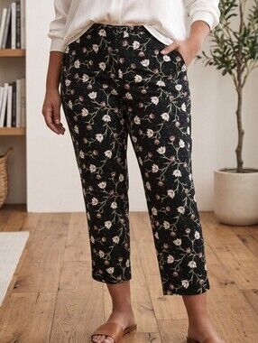 Topshop Black Cropped Floral Pants